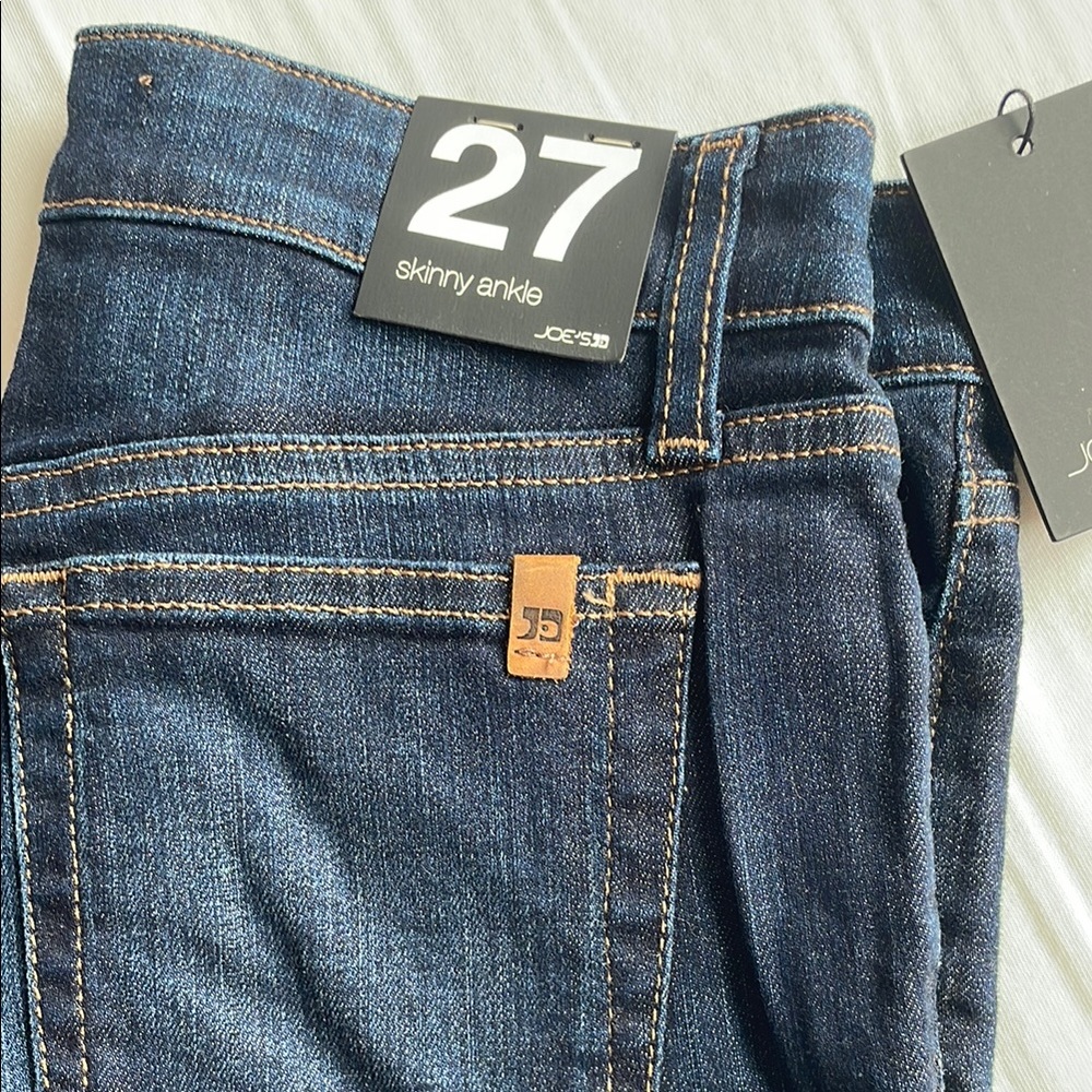 Joe's Jeans Women's Blue Denim Jeans - Picture 2 of 4